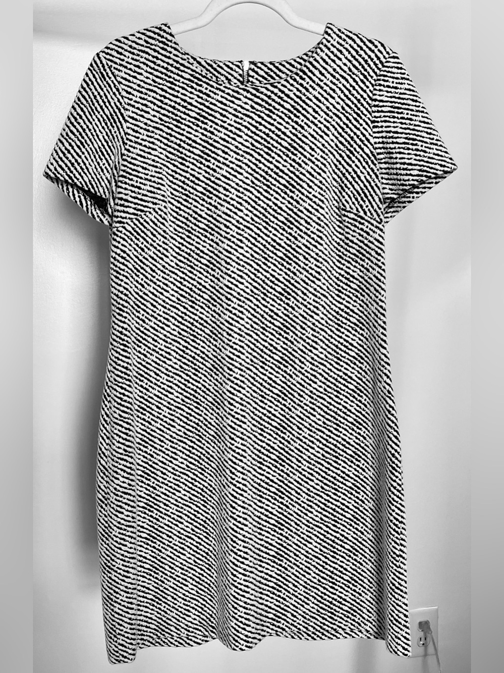 Calvin Klein Black White Striped Textured Knit Sheath Shift Career Dress Size 12